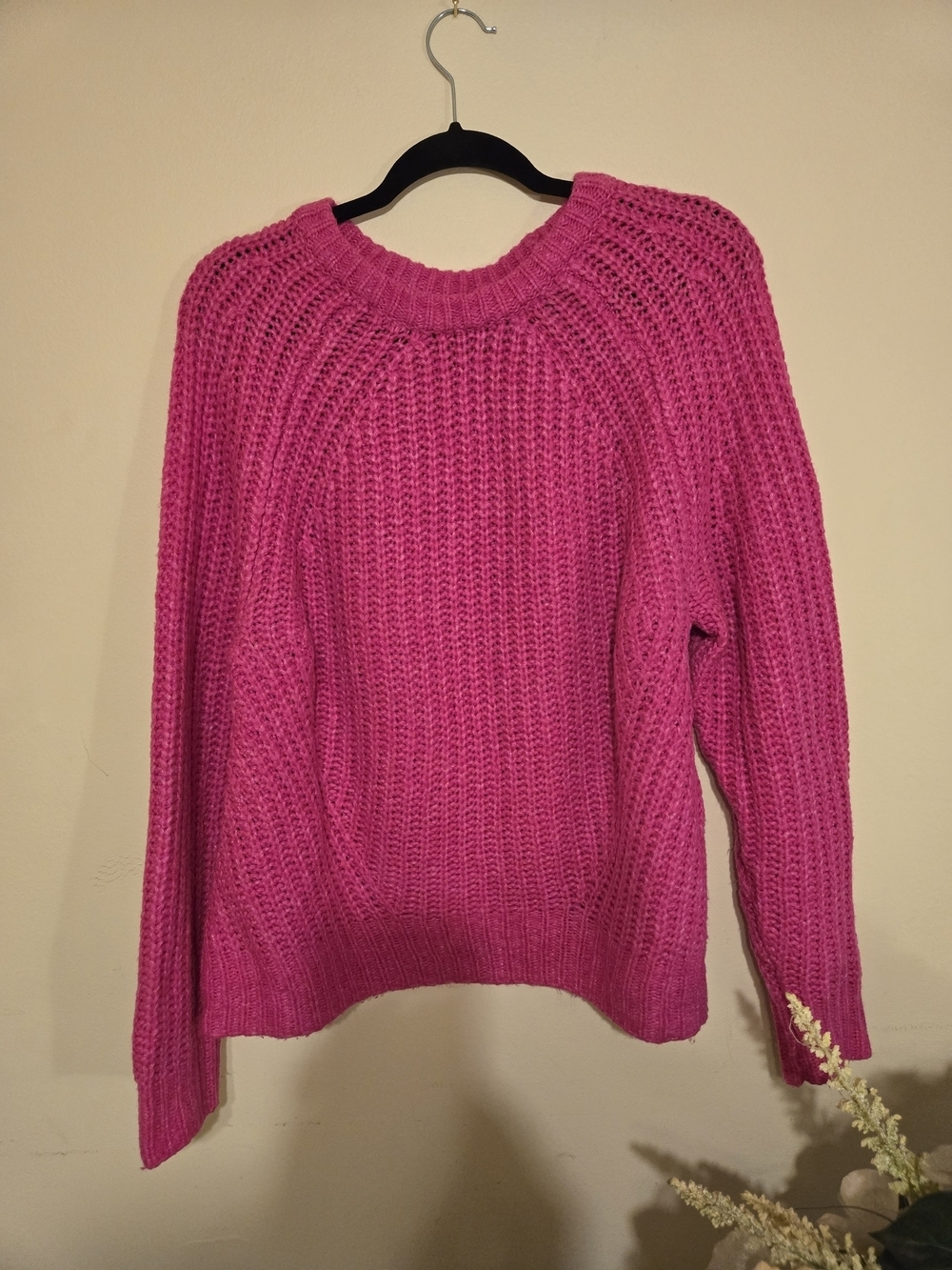 A New Day Bright Fuchsia Chunky Crewneck Sweater 23x25